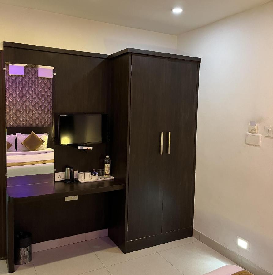 The Porch Inn Hotel/Service Apartments Bangalore Ngoại thất bức ảnh