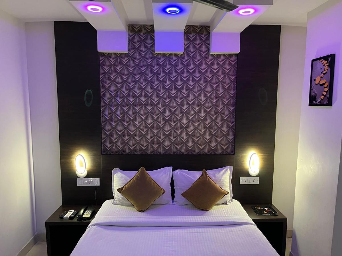 The Porch Inn Hotel/Service Apartments Bangalore Ngoại thất bức ảnh